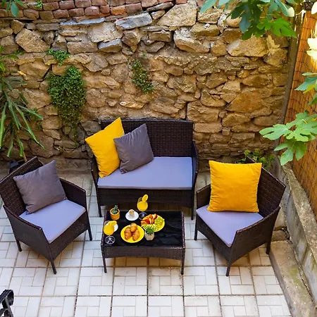 Private House In The Center Of Апартаменти