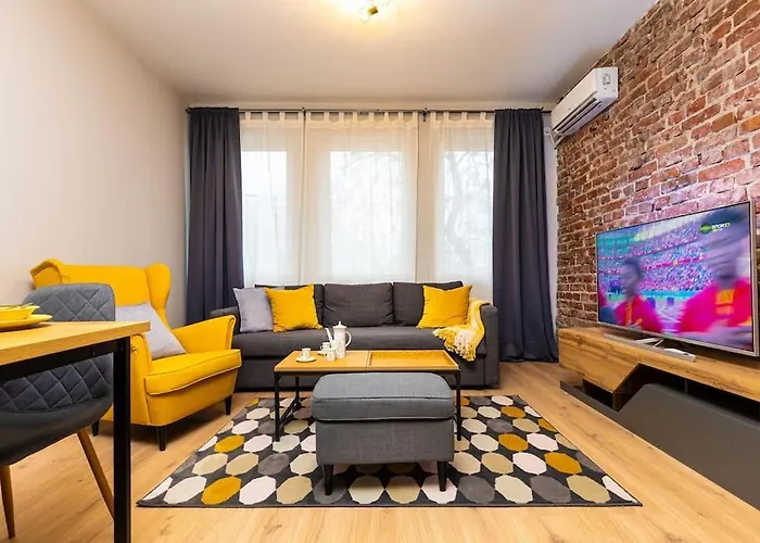 Private House In The Center Of Апартаменти