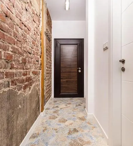 Private House In The Center Of Апартаменти