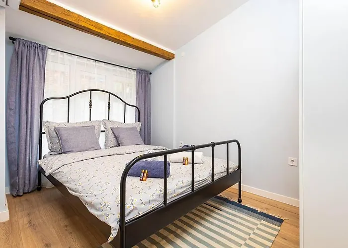 Διαμέρισμα Private House In The Center Of *